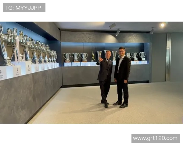 各大品牌纷纷签约足球明星推动体育营销新潮流与品牌影响力提升